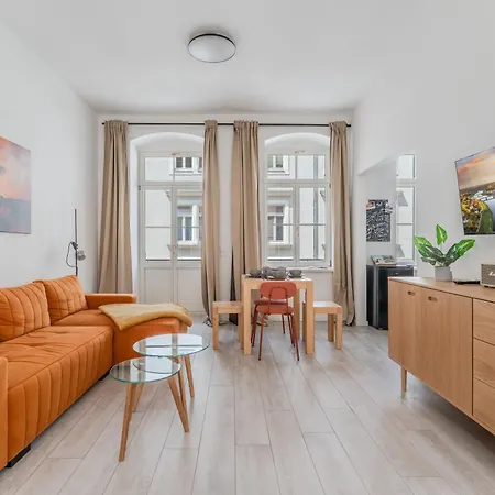 Balkon Mit Weinbergblick Altstadt Parkplatz - Palais Orange *