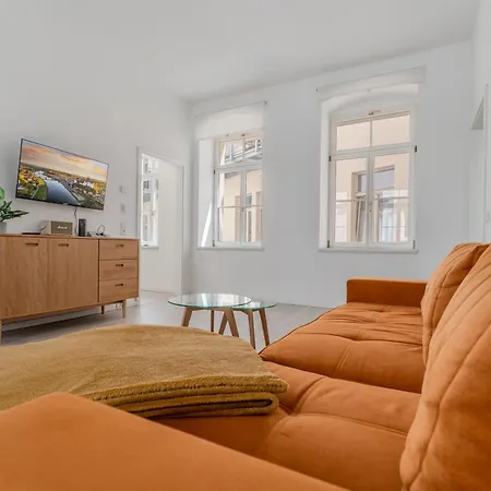 Διαμέρισμα Balkon Mit Weinbergblick Altstadt Parkplatz - Palais Orange