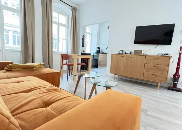 Palais Orange Altstadt Romantik Nahe Dom شقة